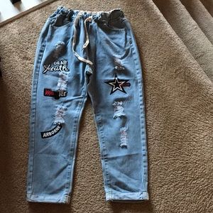 Ripped Cuffed Offset Printing Jeans